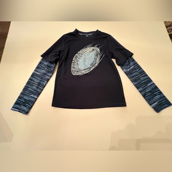 ATHLETIC WORKS BOYS LONG SLEEVE SIZE MEDIUM (8) SHIRT. - Picture 1 of 4